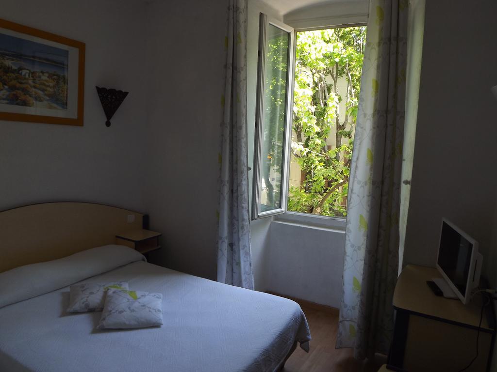 Hotel Univers Bastia  Ngoại thất bức ảnh