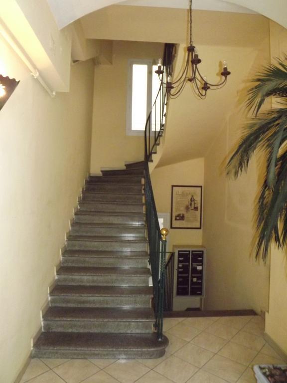 Hotel Univers Bastia  Ngoại thất bức ảnh