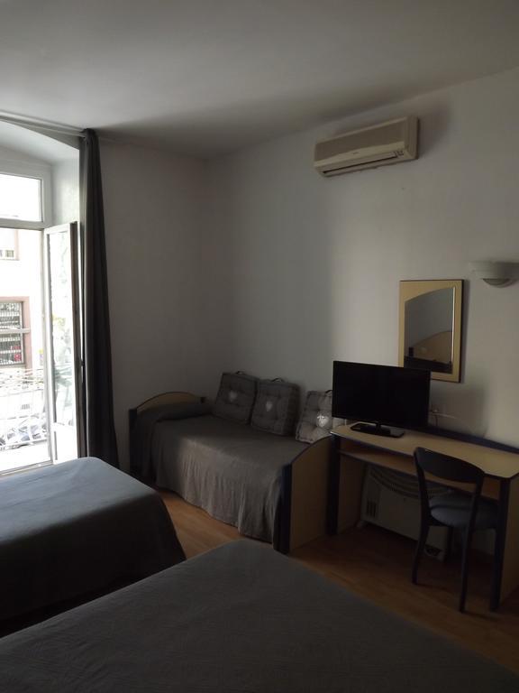 Hotel Univers Bastia  Ngoại thất bức ảnh
