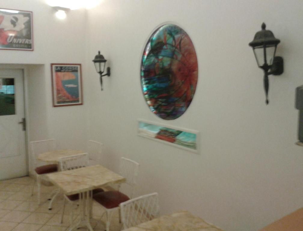 Hotel Univers Bastia  Ngoại thất bức ảnh