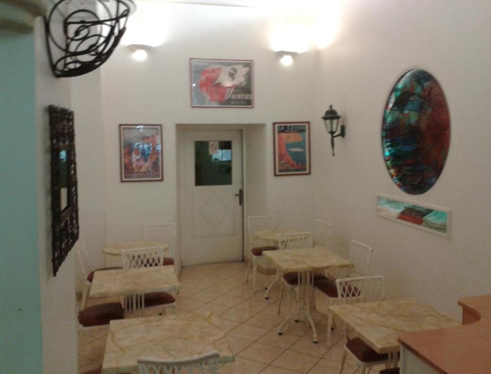 Hotel Univers Bastia  Ngoại thất bức ảnh